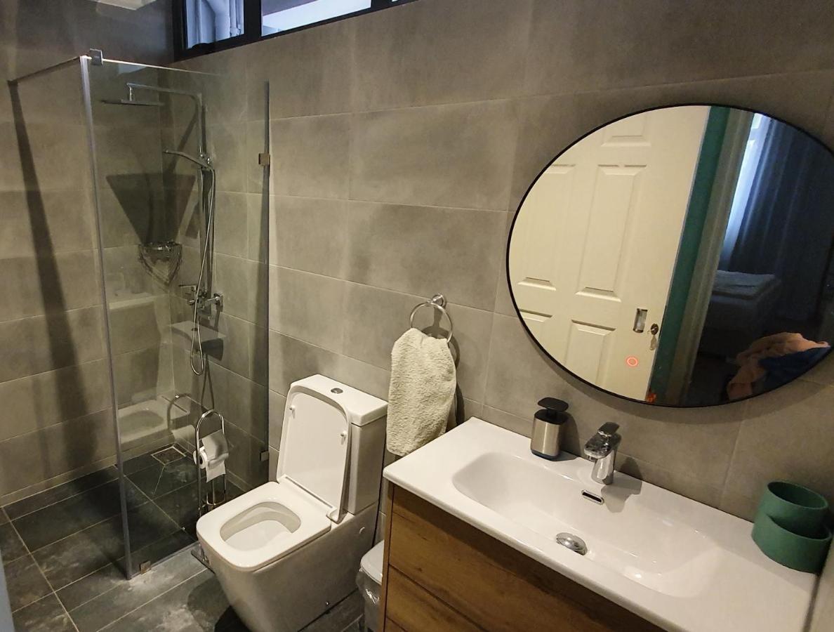 Les Cerisiers - Exclusive Beach Residence - 3 Bedroom Modern Apartment, Flic En Flac Екстер'єр фото